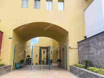 Casa - Sector Colegio SEK