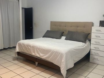 ¡Casa en venta! en Barrio San Carlos, Monterrey NL