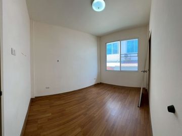 Second-hand townhouse for sale, Baan Busaba Khao Din-Suan Suea Project, Sriracha, Chonburi