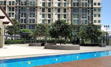 🏙️ Live, Work, Play in Makati at San Lorenzo Place 🛍️🚶‍♂️