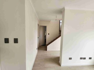 HERMOSAS CASAS TOTALMENTE NUEVAS EN CALLE PRAT A PASOS DE AV OHIGGINS EN CHIGUAYANTE.
