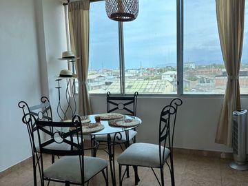 VENDO DEPARTAMENTO DE 3 HABITACIONES EN EDIFICIO EN LA PLAYA - CRUCCRUCITA LA BELLA DE PORTOVIEJO