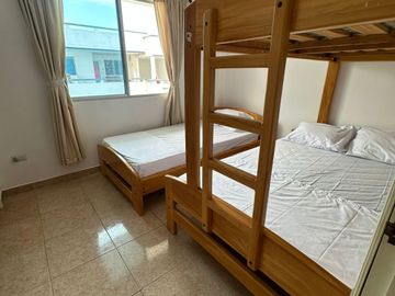 VENDO DEPARTAMENTO DE 3 HABITACIONES EN EDIFICIO EN LA PLAYA - CRUCCRUCITA LA BELLA DE PORTOVIEJO