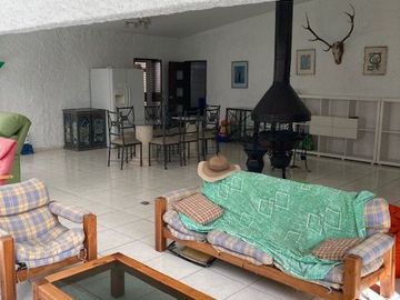 Vendo casa de campo en Urb California, Chosica - 1,500 m2 - 5 dormitorios - Amplio jardín