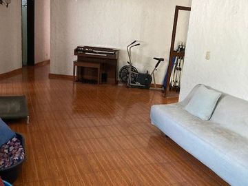 Vendo casa de campo en Urb California, Chosica - 1,500 m2 - 5 dormitorios - Amplio jardín