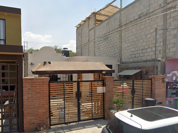 CASA EN VENTA EN FRACCIONAMINETO EL PARAISO EN HIDALGO, REMATE BANCARIO