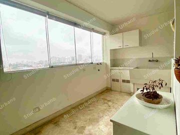 VENTA FLAT VISTA GOLF SAN ISIDRO