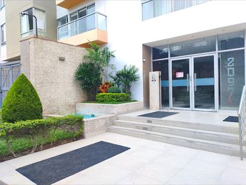 SE VENDE DEPARTAMENTO 4D+4B+ ESTACIONAMIENTO. EDIFICIO ÁREAS COMUNES
