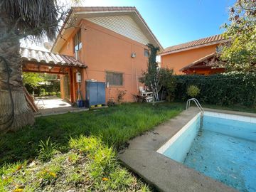 Casa solida en Olmué