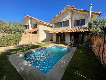 Linda casa en Olmué