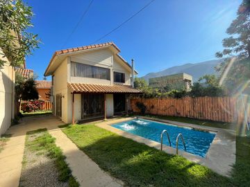 Linda casa en Olmué