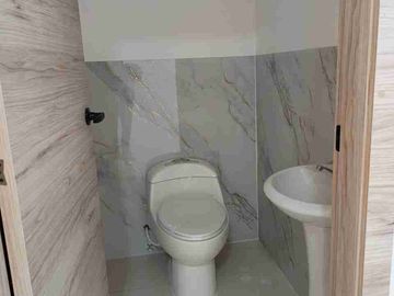 Vendo Casa en Urbanización Logare, Cerca a Centro Comercial El Coral