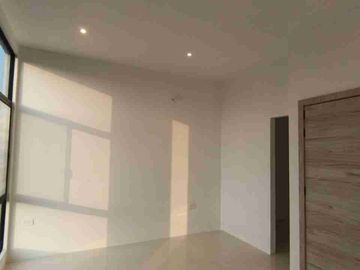 Vendo Casa en Urbanización Logare, Cerca a Centro Comercial El Coral