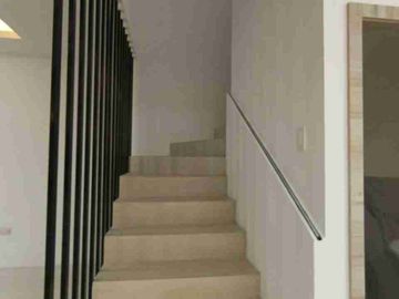 Vendo Casa en Urbanización Logare, Cerca a Centro Comercial El Coral