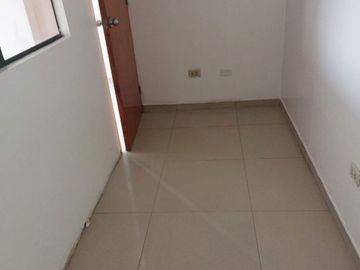 Dpto. Santa Patricia 3 dormitorios + cochera $ 135,000 negociables