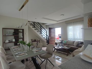 5 Bedroom House for sale In Sentrina Alaminos, Alaminos Laguna