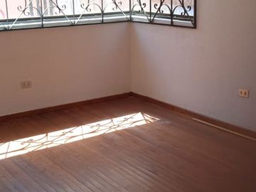 Venta de Casa Rentera $115.000 en Obrero Independiente, Loma de Puengasí