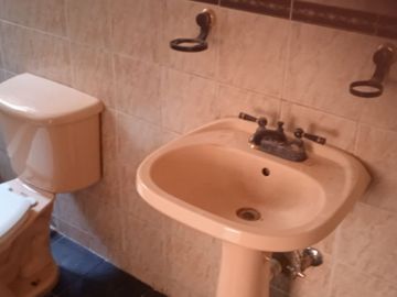 Venta de Casa Rentera $115.000 en Obrero Independiente, Loma de Puengasí
