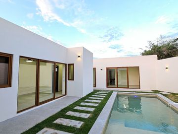 Amore Mia: Tu Residencia en El Corazón de Punta Mita