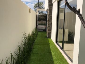 RESIDENCIA EN VENTA EN VALLE REAL