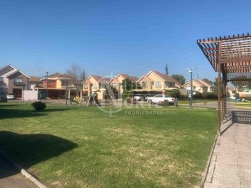 SE VENDE ACOGEDORA CASA EN CIUDAD SATÉLITE