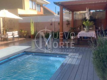 SE VENDE ACOGEDORA CASA EN CIUDAD SATÉLITE
