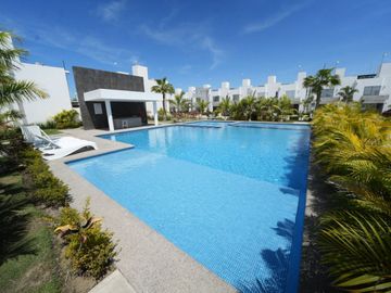 Tu nuevo hogar en Bahía de Banderas: 3 recámaras y casa club en Altavela