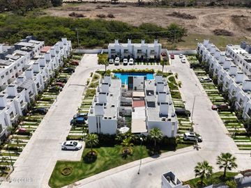 Tu nuevo hogar en Bahía de Banderas: 3 recámaras y casa club en Altavela