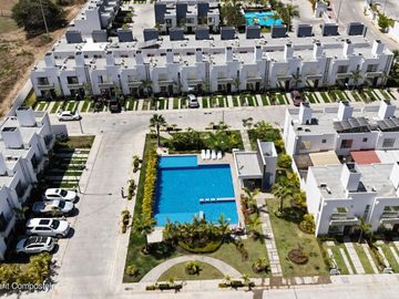 Tu nuevo hogar en Bahía de Banderas: 3 recámaras y casa club en Altavela