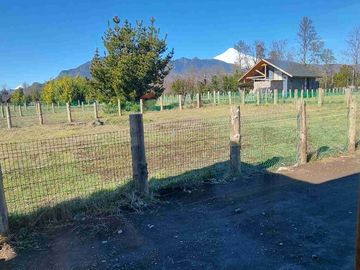 vendo linda casa 4 dormitorios 4 baños en condominio Pucon