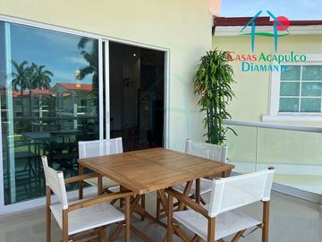 Departamento moderno con Terraza y vista a la alberca y áreas comunes