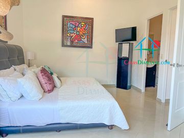 Departamento moderno con Terraza y vista a la alberca y áreas comunes