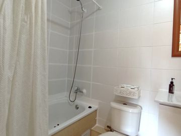 Departamento Concepto abierto, Condominio Rocuca  2.340UF