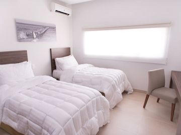 Penthouse, con roof garden y vista a la laguna, en venta, Bonampak Cancún