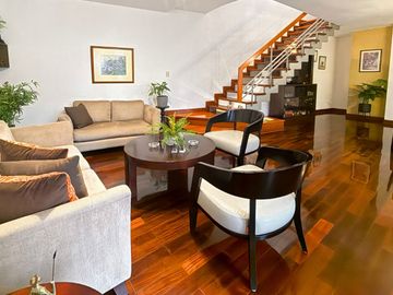 ESPECTACULAR CASA EN CONDOMINIO CERRADO  FRENTE A PARQUE – EXCLUSIVA ZONA EN SURCO