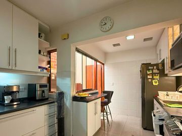 ESPECTACULAR CASA EN CONDOMINIO CERRADO  FRENTE A PARQUE – EXCLUSIVA ZONA EN SURCO
