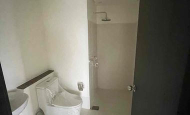 ‼️📣RUSH SALE‼️CLEAN TITLE PERPETUAL OWNERSHIP Top HIGH END Condo Modern Minimialist Condo near MAKATI BGC ROCKWELL AIRPORT  Hotel Mall Resturants and Airport Hospital School Office
