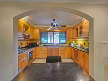 Pool Villa | Nong Jab Tao | 4 Bedrooms | 4 Bathrooms | 200 Sq.w. | 11.9 Million THB
