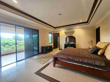 Pool Villa | Nong Jab Tao | 4 Bedrooms | 4 Bathrooms | 200 Sq.w. | 11.9 Million THB