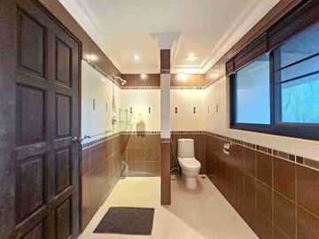 Pool Villa | Nong Jab Tao | 4 Bedrooms | 4 Bathrooms | 200 Sq.w. | 11.9 Million THB