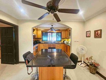 Pool Villa | Nong Jab Tao | 4 Bedrooms | 4 Bathrooms | 200 Sq.w. | 11.9 Million THB