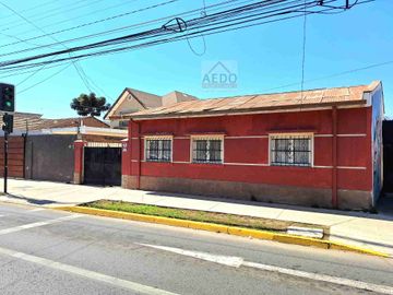 Se Venden 2 Terrenos en central área Urbana, con un total de 2.220 m2, comuna de Quilllota