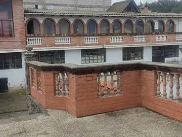 Vendo casa independiente en Cayambe