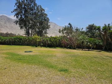 Casa en Cieneguilla - 2,656m2 de terreno y 348m2 de área construida