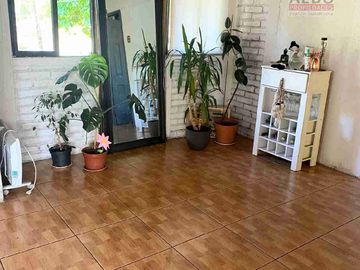 Se Vende Linda Parcela con Casa Campestre de dos pisos, Sector Las Barrancas, paradero 14, Comuna de La Cruz.