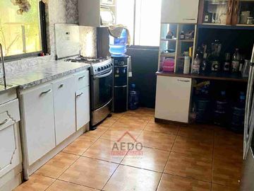 Se Vende Linda Parcela con Casa Campestre de dos pisos, Sector Las Barrancas, paradero 14, Comuna de La Cruz.