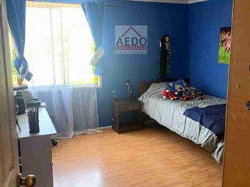 Se Vende Linda Parcela con Casa Campestre de dos pisos, Sector Las Barrancas, paradero 14, Comuna de La Cruz.