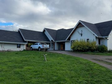 Parcela con Casa de 5D y 4B en Lomas de Pilauco, Osorno – Región de Los Lagos