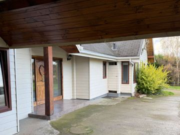Parcela con Casa de 5D y 4B en Lomas de Pilauco, Osorno – Región de Los Lagos