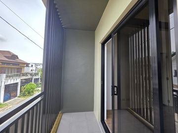 3-Bedroom House and Lot For Sale in The Park Place Village, Imus Cavite